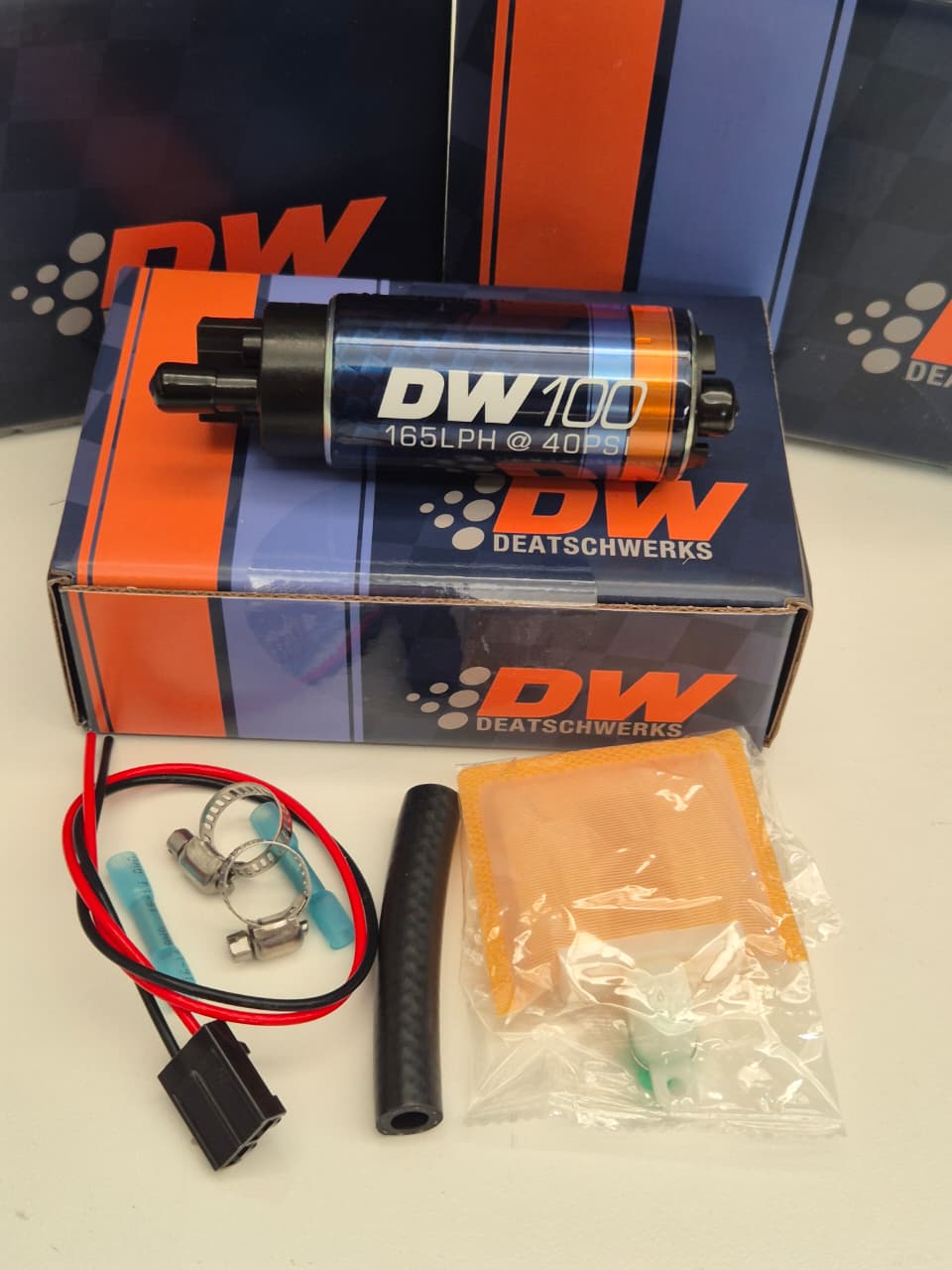 9-101-1000 Fuel Pump DW100 165lph incl install kit